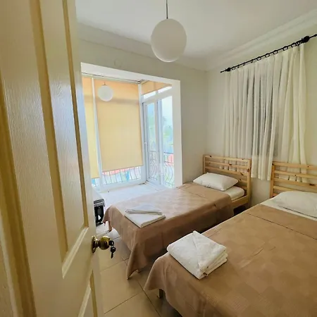 Monix Homes-villa Magic Garden Вилла